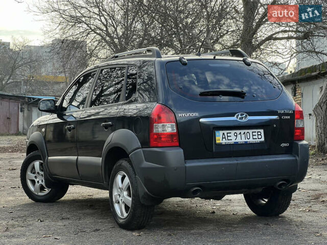 Чорний Хендай Туксон, об'ємом двигуна 2 л та пробігом 240 тис. км за 8500 $, фото 8 на Automoto.ua