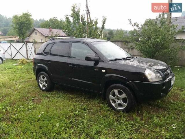 Чорний Хендай Туксон, об'ємом двигуна 1.99 л та пробігом 181 тис. км за 8150 $, фото 3 на Automoto.ua