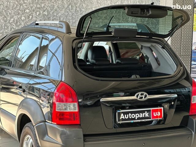 Хендай Туксон 2008 в Одессе на Automoto.ua Черный Хендай Туксон, объемом двигателя 2.7 л и пробегом 158 тыс. км за 7940 $, фото 13 на Automoto.ua