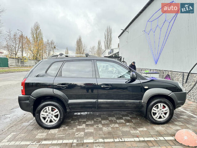 Чорний Хендай Туксон, об'ємом двигуна 2.66 л та пробігом 395 тис. км за 9950 $, фото 9 на Automoto.ua