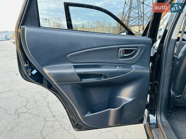 Чорний Хендай Туксон, об'ємом двигуна 2 л та пробігом 186 тис. км за 8300 $, фото 16 на Automoto.ua