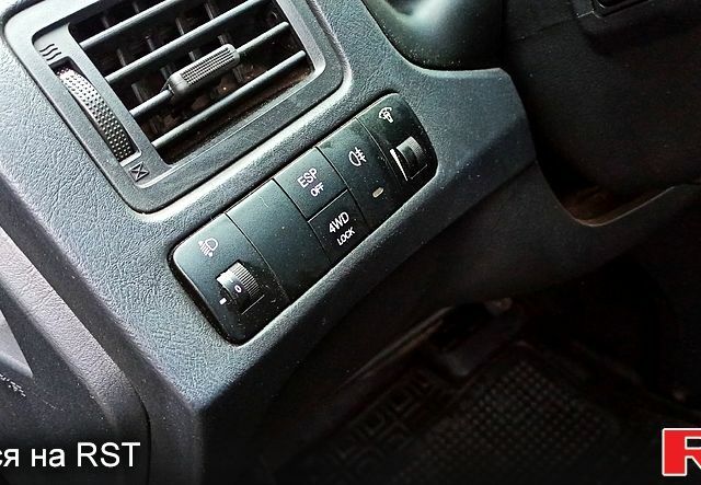 Чорний Хендай Туксон, об'ємом двигуна 2 л та пробігом 188 тис. км за 8800 $, фото 10 на Automoto.ua