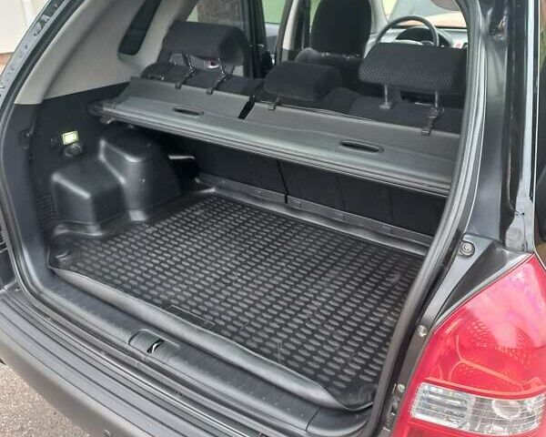 Черный Хендай Туксон, объемом двигателя 2 л и пробегом 168 тыс. км за 9000 $, фото 40 на Automoto.ua