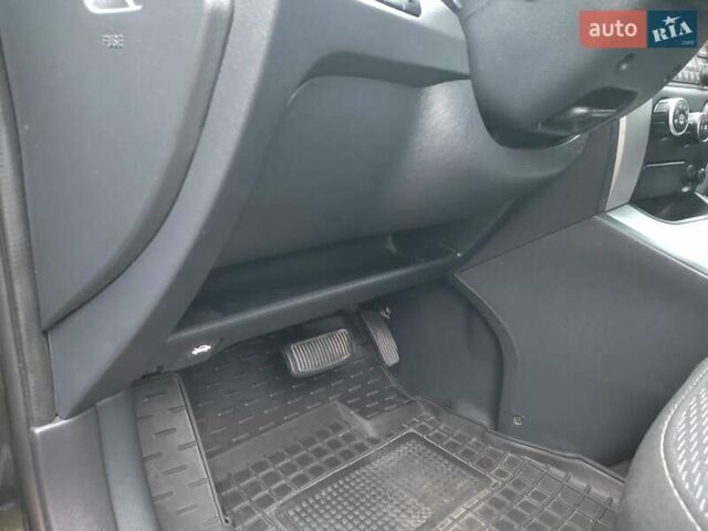 Черный Хендай Туксон, объемом двигателя 2 л и пробегом 237 тыс. км за 7500 $, фото 19 на Automoto.ua