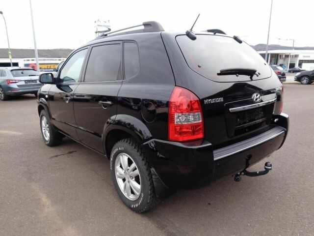 Чорний Хендай Туксон, об'ємом двигуна 0 л та пробігом 189 тис. км за 2028 $, фото 4 на Automoto.ua