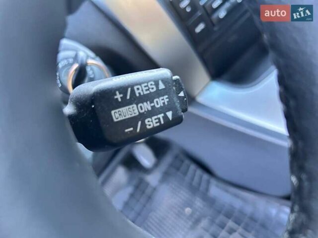 Черный Хендай Туксон, объемом двигателя 2 л и пробегом 230 тыс. км за 7500 $, фото 19 на Automoto.ua