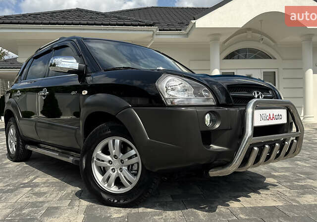 Черный Хендай Туксон, объемом двигателя 2 л и пробегом 67 тыс. км за 9999 $, фото 54 на Automoto.ua