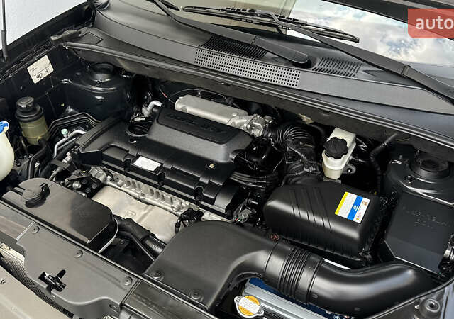 Черный Хендай Туксон, объемом двигателя 2 л и пробегом 67 тыс. км за 9999 $, фото 50 на Automoto.ua