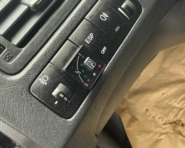 Черный Хендай Туксон, объемом двигателя 2 л и пробегом 237 тыс. км за 8350 $, фото 29 на Automoto.ua