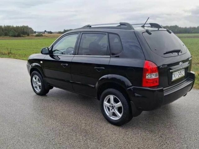 Чорний Хендай Туксон, об'ємом двигуна 2 л та пробігом 220 тис. км за 2750 $, фото 6 на Automoto.ua