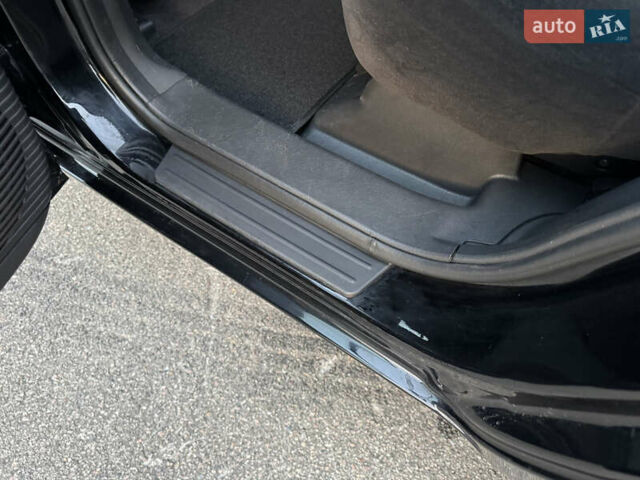 Хендай Туксон 2009 в Киеве на Automoto.ua Черный Хендай Туксон, объемом двигателя 2 л и пробегом 110 тыс. км за 8700 $, фото 22 на Automoto.ua