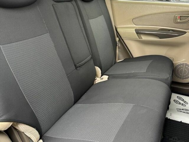 Черный Хендай Туксон, объемом двигателя 2 л и пробегом 166 тыс. км за 7500 $, фото 5 на Automoto.ua