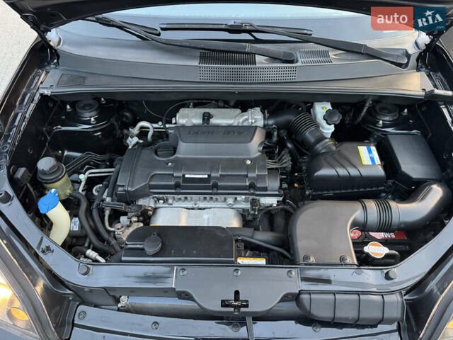 Хендай Туксон 2009 в Киеве на Automoto.ua Черный Хендай Туксон, объемом двигателя 2 л и пробегом 110 тыс. км за 8700 $, фото 39 на Automoto.ua