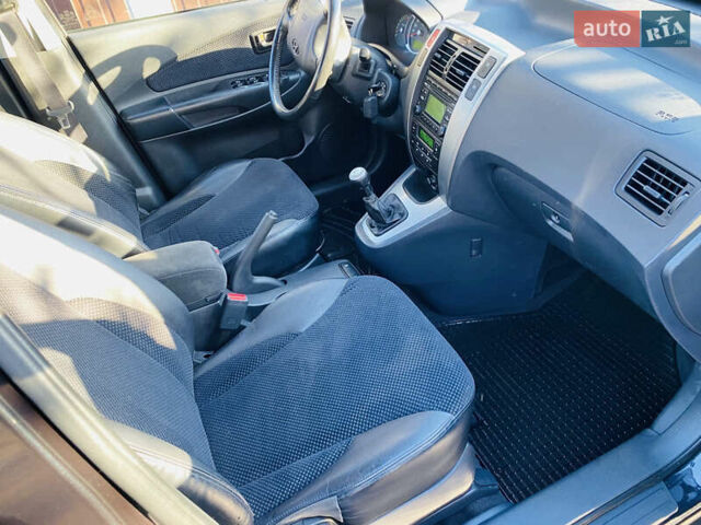 Черный Хендай Туксон, объемом двигателя 1.99 л и пробегом 95 тыс. км за 8700 $, фото 34 на Automoto.ua