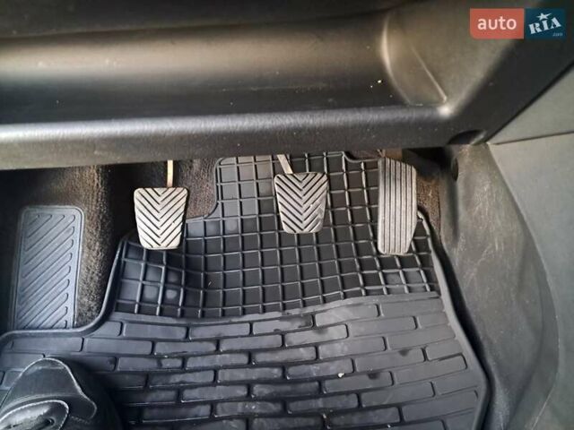 Черный Хендай Туксон, объемом двигателя 1.98 л и пробегом 233 тыс. км за 7850 $, фото 17 на Automoto.ua