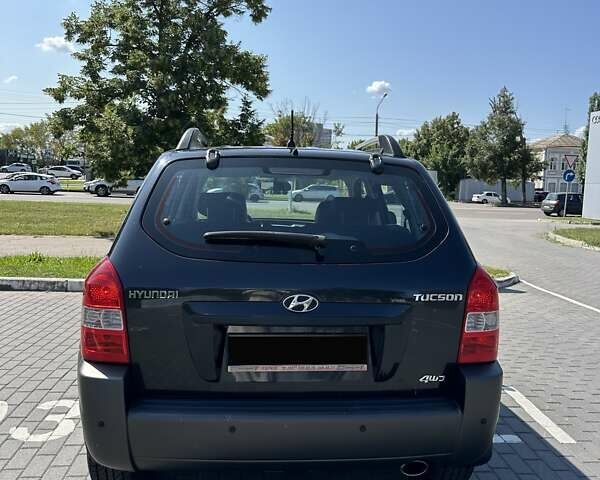 Хендай Туксон 2009 в Харькове на Automoto.ua Черный Хендай Туксон, объемом двигателя 1.99 л и пробегом 92 тыс. км за 9500 $, фото 5 на Automoto.ua