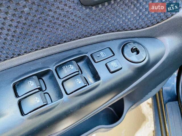 Черный Хендай Туксон, объемом двигателя 1.99 л и пробегом 95 тыс. км за 8500 $, фото 33 на Automoto.ua