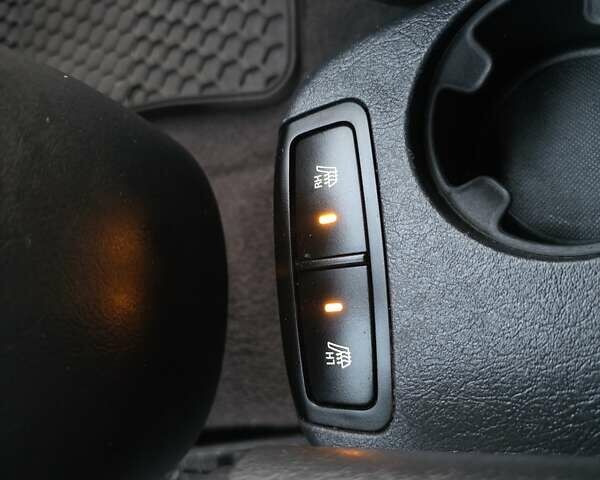 Хендай Туксон 2009 в Гусятине на Automoto.ua Черный Хендай Туксон, объемом двигателя 2 л и пробегом 143 тыс. км за 9700 $, фото 56 на Automoto.ua