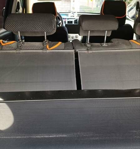 Черный Хендай Туксон, объемом двигателя 2 л и пробегом 226 тыс. км за 8700 $, фото 14 на Automoto.ua