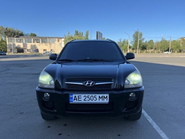 Хендай Туксон 2009 в Кривом Роге на Automoto.ua Черный Хендай Туксон, объемом двигателя 2 л и пробегом 245 тыс. км за 7900 $, фото 1 на Automoto.ua