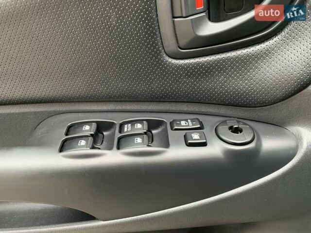 Черный Хендай Туксон, объемом двигателя 2 л и пробегом 114 тыс. км за 8850 $, фото 48 на Automoto.ua