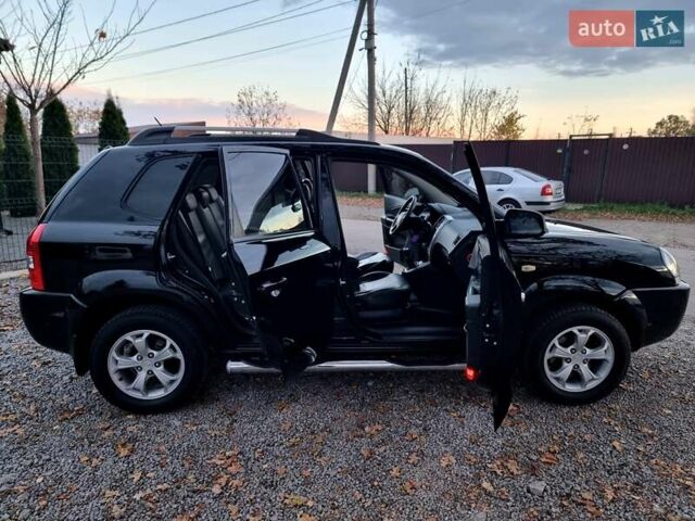 Хендай Туксон 2009 в Виннице на Automoto.ua Черный Хендай Туксон, объемом двигателя 2 л и пробегом 188 тыс. км за 9200 $, фото 18 на Automoto.ua