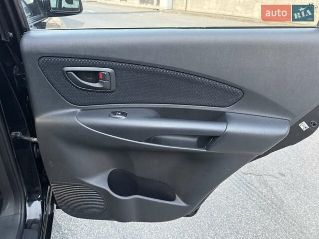 Хендай Туксон 2009 в Киеве на Automoto.ua Черный Хендай Туксон, объемом двигателя 2 л и пробегом 110 тыс. км за 8700 $, фото 17 на Automoto.ua