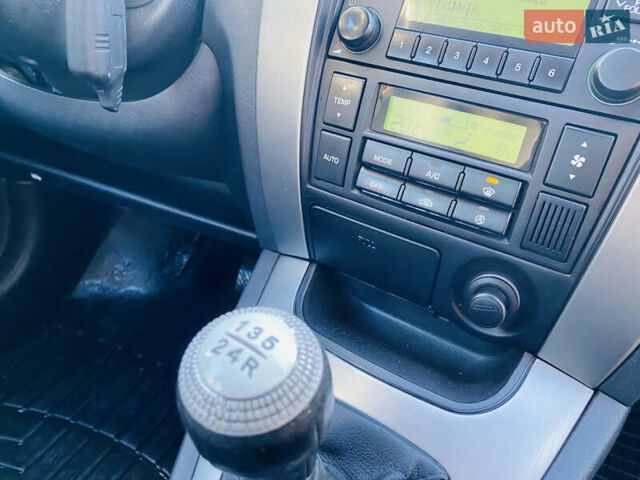 Черный Хендай Туксон, объемом двигателя 1.99 л и пробегом 95 тыс. км за 8500 $, фото 12 на Automoto.ua