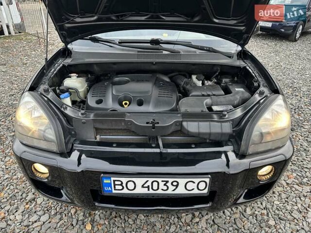 Чорний Хендай Туксон, об'ємом двигуна 2 л та пробігом 166 тис. км за 7500 $, фото 8 на Automoto.ua