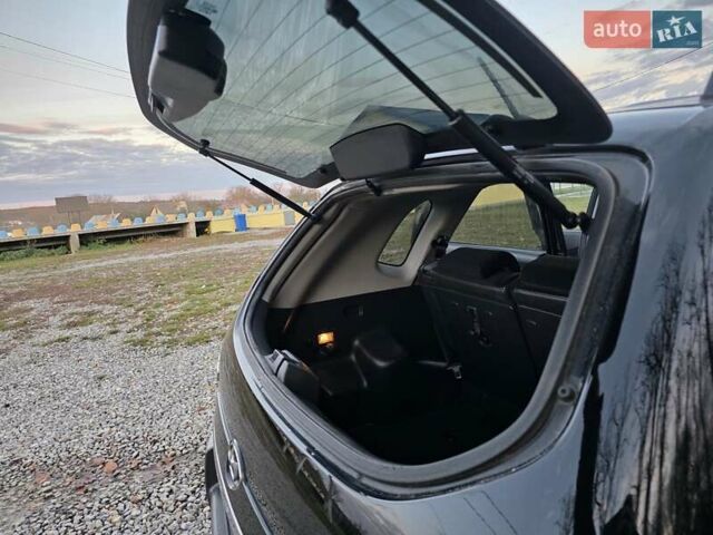 Хендай Туксон 2009 в Гусятине на Automoto.ua Черный Хендай Туксон, объемом двигателя 2 л и пробегом 143 тыс. км за 9700 $, фото 53 на Automoto.ua