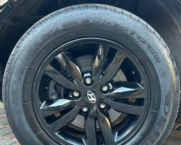 Хендай Туксон 2009 в Калуше на Automoto.ua Черный Хендай Туксон, объемом двигателя 1.98 л и пробегом 198 тыс. км за 7500 $, фото 16 на Automoto.ua