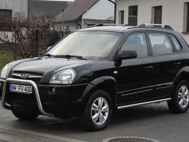 Черный Хендай Туксон, объемом двигателя 2 л и пробегом 184 тыс. км за 5480 $, фото 1 на Automoto.ua