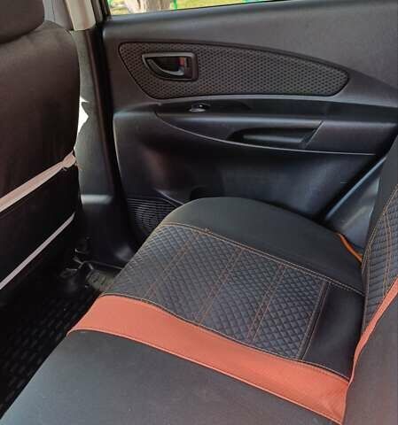 Черный Хендай Туксон, объемом двигателя 2 л и пробегом 226 тыс. км за 8700 $, фото 13 на Automoto.ua