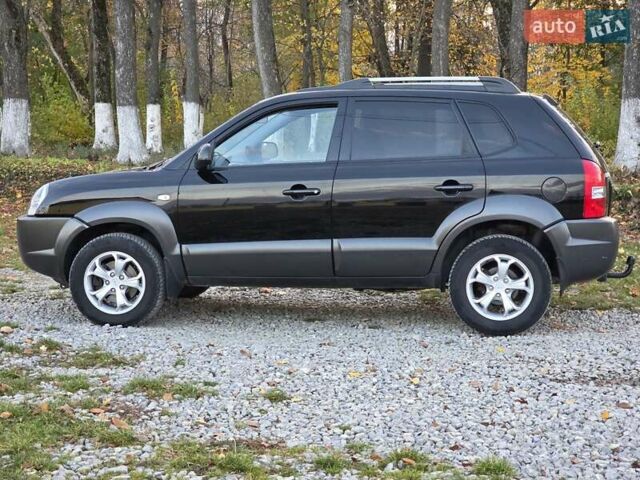 Хендай Туксон 2009 в Гусятине на Automoto.ua Черный Хендай Туксон, объемом двигателя 2 л и пробегом 143 тыс. км за 9700 $, фото 23 на Automoto.ua
