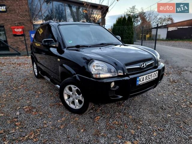 Хендай Туксон 2009 в Виннице на Automoto.ua Черный Хендай Туксон, объемом двигателя 2 л и пробегом 188 тыс. км за 9200 $, фото 5 на Automoto.ua