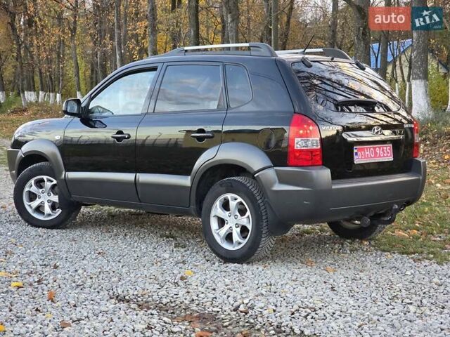 Хендай Туксон 2009 в Гусятине на Automoto.ua Черный Хендай Туксон, объемом двигателя 2 л и пробегом 143 тыс. км за 9700 $, фото 7 на Automoto.ua