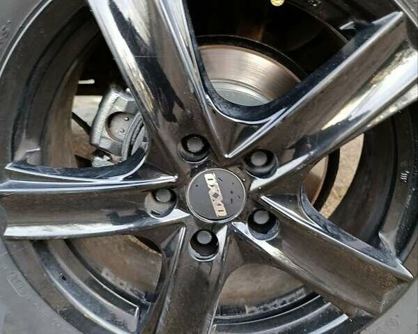 Чорний Хендай Туксон, об'ємом двигуна 1.98 л та пробігом 172 тис. км за 9500 $, фото 5 на Automoto.ua