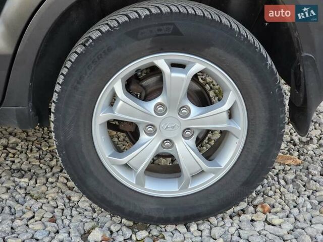 Хендай Туксон 2009 в Гусятине на Automoto.ua Черный Хендай Туксон, объемом двигателя 2 л и пробегом 143 тыс. км за 9700 $, фото 26 на Automoto.ua