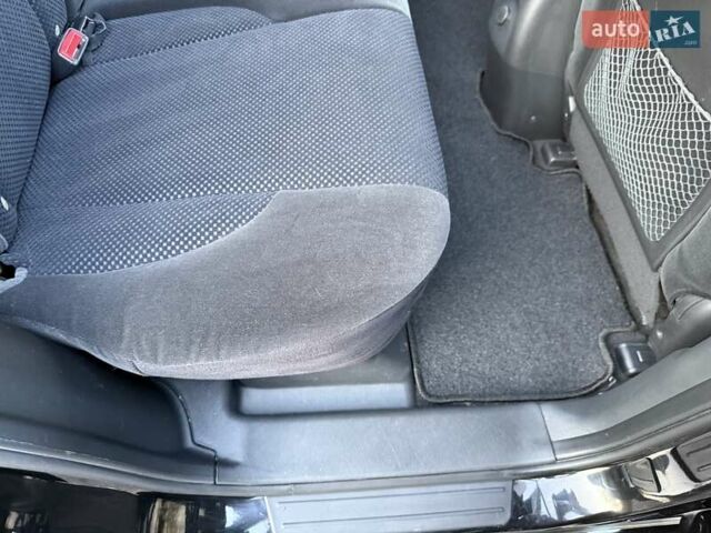 Черный Хендай Туксон, объемом двигателя 2 л и пробегом 110 тыс. км за 8899 $, фото 34 на Automoto.ua