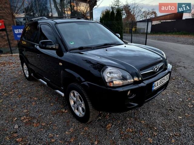 Хендай Туксон 2009 в Виннице на Automoto.ua Черный Хендай Туксон, объемом двигателя 2 л и пробегом 188 тыс. км за 9200 $, фото 12 на Automoto.ua