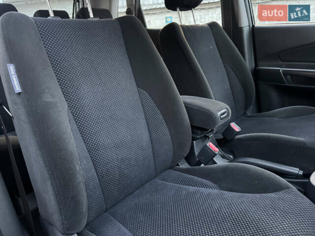 Хендай Туксон 2009 в Киеве на Automoto.ua Черный Хендай Туксон, объемом двигателя 2 л и пробегом 110 тыс. км за 8700 $, фото 11 на Automoto.ua