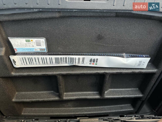 Хендай Туксон 2009 в Киеве на Automoto.ua Черный Хендай Туксон, объемом двигателя 2 л и пробегом 110 тыс. км за 8700 $, фото 19 на Automoto.ua