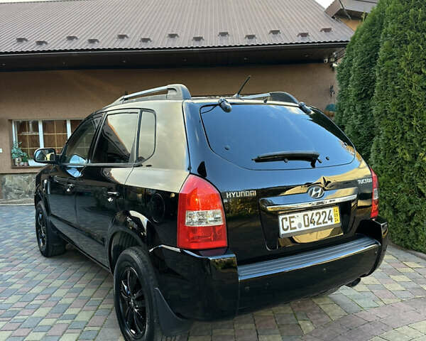 Хендай Туксон 2009 в Калуше на Automoto.ua Черный Хендай Туксон, объемом двигателя 1.98 л и пробегом 198 тыс. км за 7500 $, фото 11 на Automoto.ua
