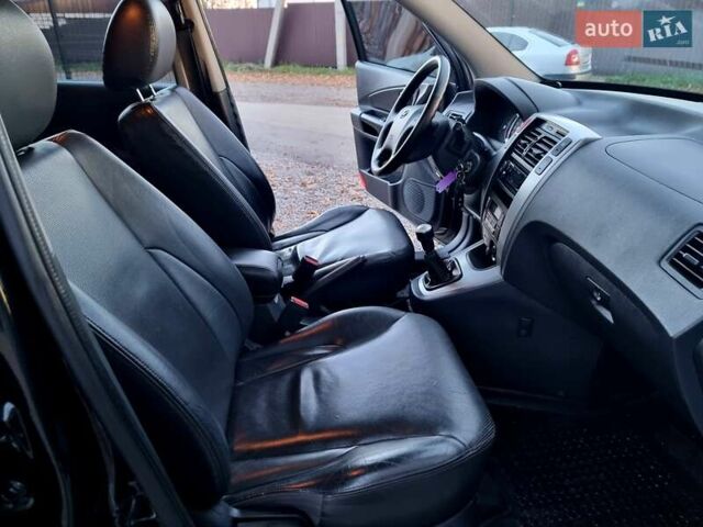 Хендай Туксон 2009 в Виннице на Automoto.ua Черный Хендай Туксон, объемом двигателя 2 л и пробегом 188 тыс. км за 9200 $, фото 42 на Automoto.ua