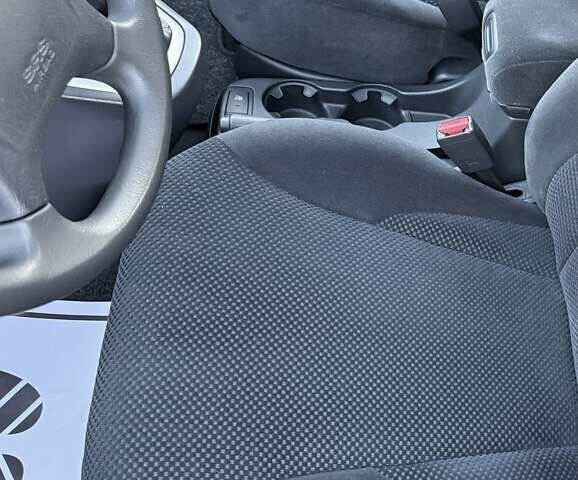 Черный Хендай Туксон, объемом двигателя 2 л и пробегом 110 тыс. км за 8899 $, фото 15 на Automoto.ua