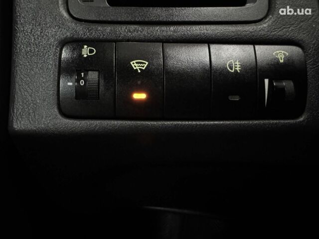 Черный Хендай Туксон, объемом двигателя 0 л и пробегом 160 тыс. км за 8800 $, фото 12 на Automoto.ua