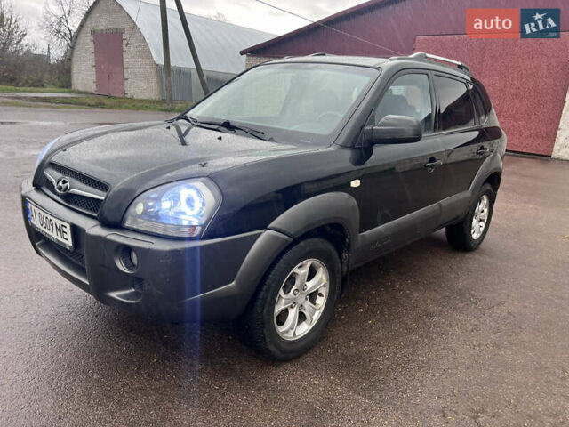 Хендай Туксон 2009 в Шостке на Automoto.ua Черный Хендай Туксон, объемом двигателя 1.98 л и пробегом 204 тыс. км за 9299 $, фото 15 на Automoto.ua
