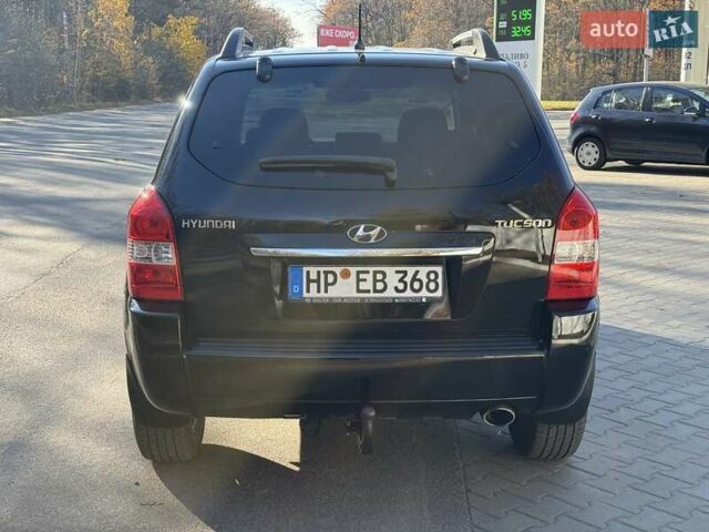 Черный Хендай Туксон, объемом двигателя 2 л и пробегом 148 тыс. км за 8700 $, фото 40 на Automoto.ua