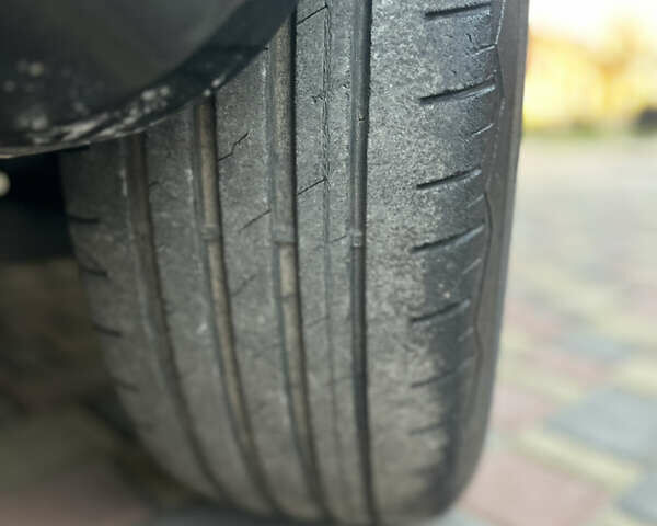 Хендай Туксон 2009 в Калуше на Automoto.ua Черный Хендай Туксон, объемом двигателя 1.98 л и пробегом 198 тыс. км за 7500 $, фото 47 на Automoto.ua