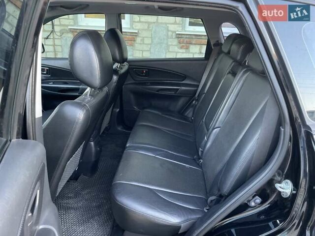 Чорний Хендай Туксон, об'ємом двигуна 2.66 л та пробігом 177 тис. км за 8800 $, фото 9 на Automoto.ua